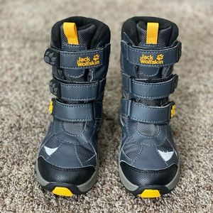 Like-new Jack Wolfskin winter boots